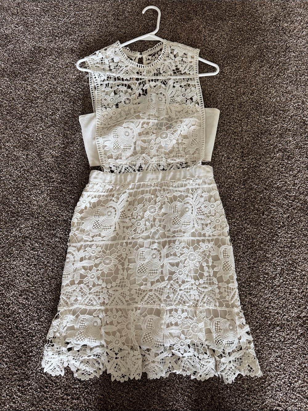 Romeo + Juliet Ivory Lace cut out dress